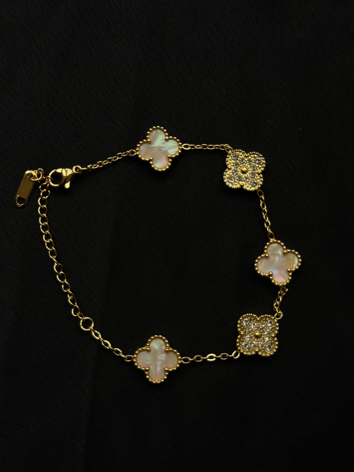 Four-Leaf Clover Charm Bracelet – Stackable Motif Design
