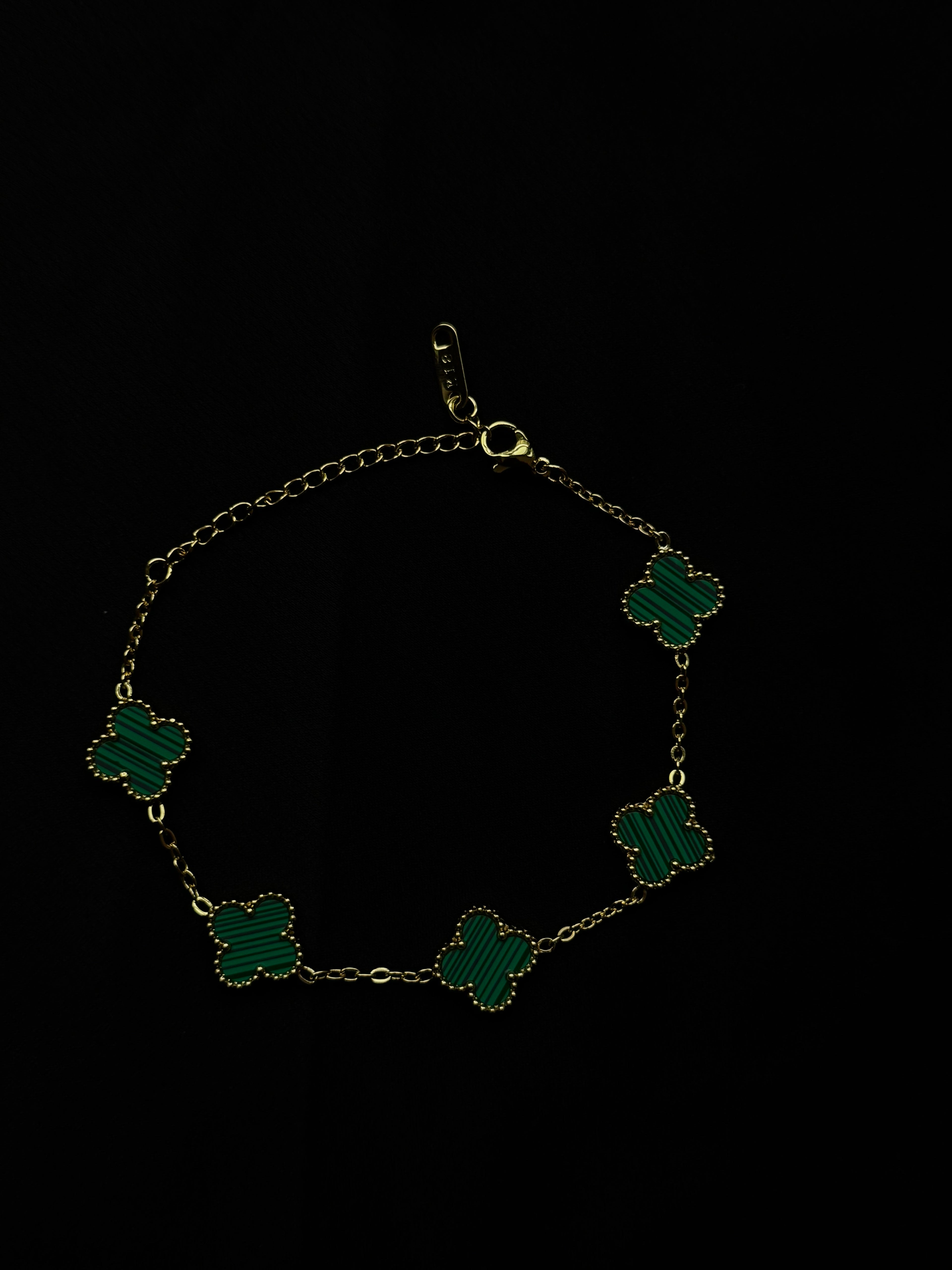 Gold-Tone Four-Leaf Clover Charm Bracelet – Stackable Motif Design