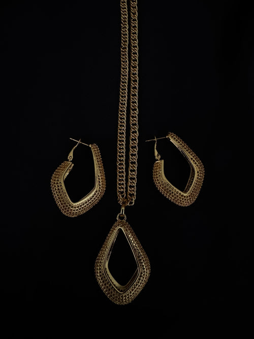 24K Gold Plated Teardrop Pendant Necklace and Woven Hoop Earring Costume Jewelry Set Modern Woman