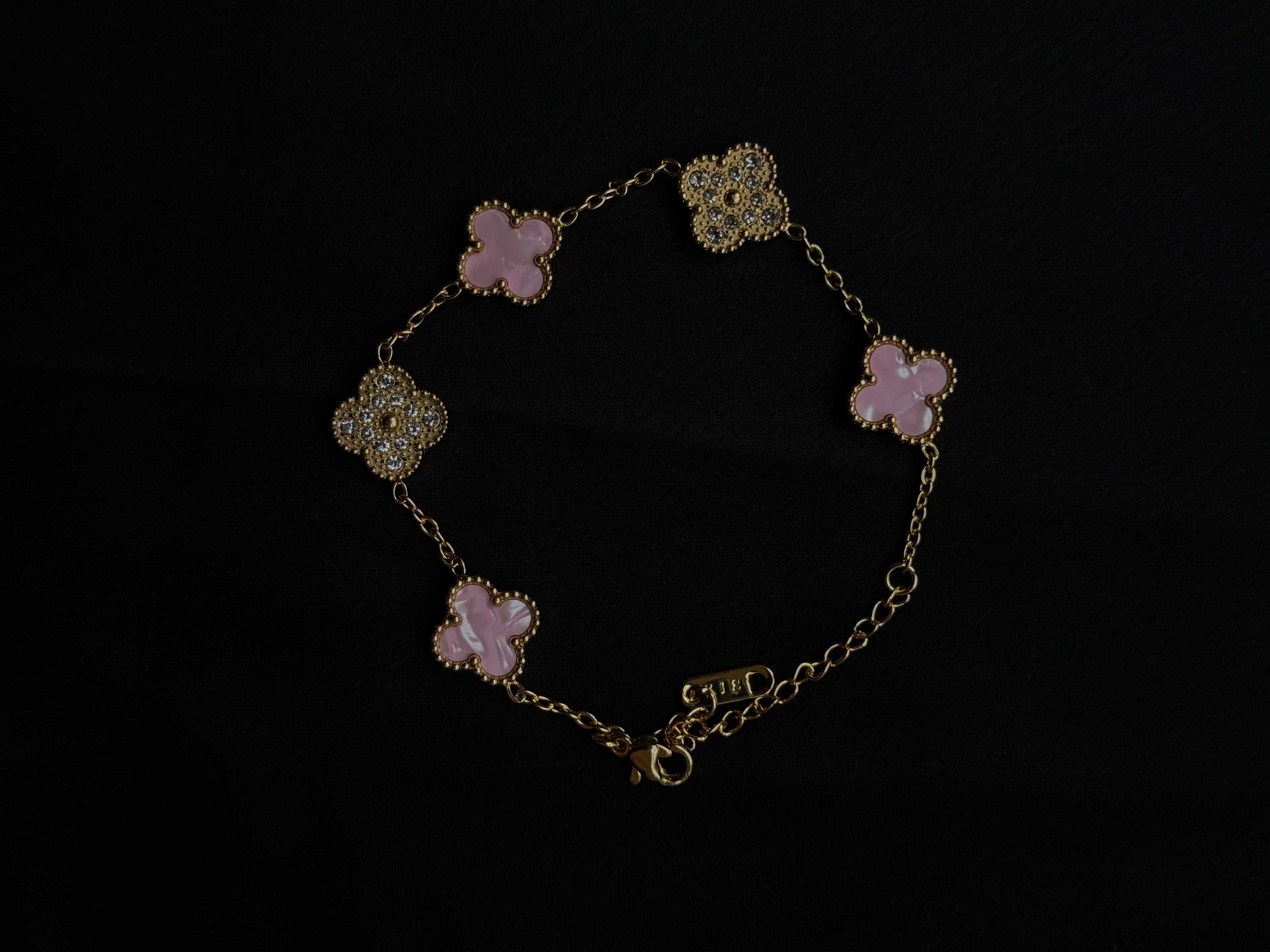 Gold-Tone Four-Leaf Clover Charm Bracelet – Stackable Motif Design
